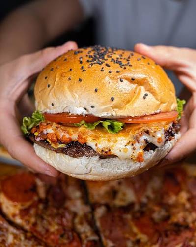 HAMBURGUESA CHORIQUESO